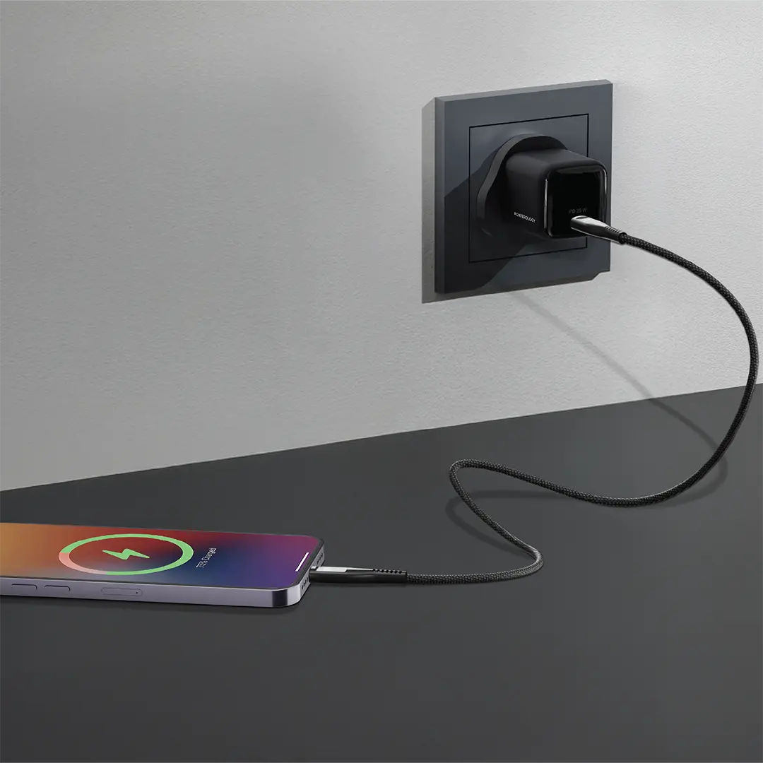 Powerology Volt-X 25W Mini Gan Wall Charger - Black