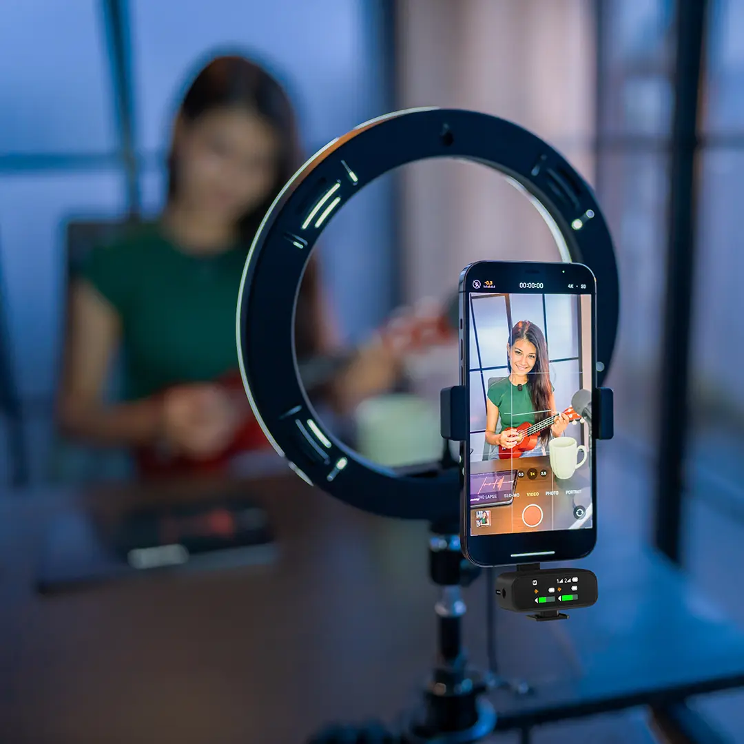 Powerology Pure Q1 AI Noise-Cancelling Microphone - Black