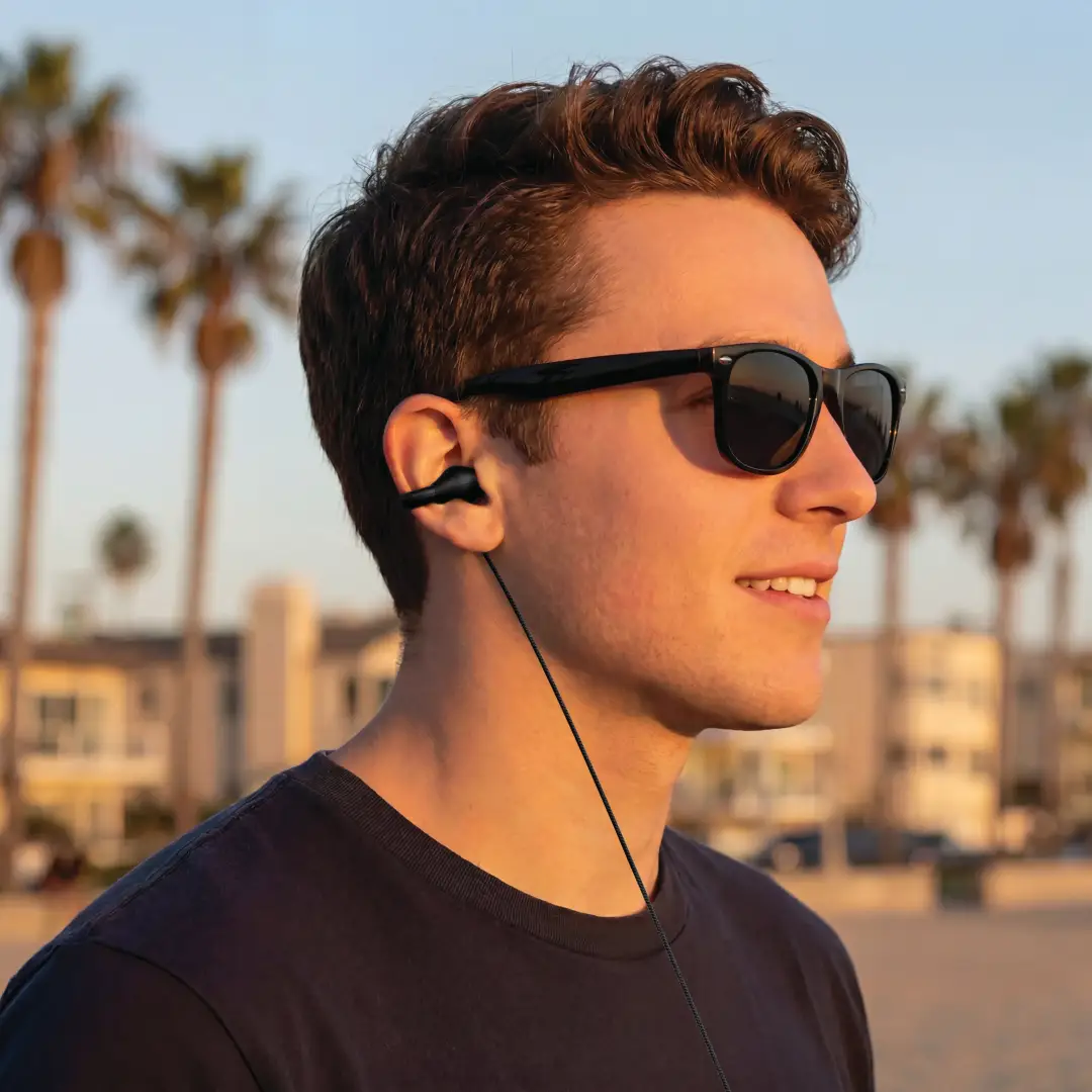 Powerology Voro Earhook USB-C Wired Earphones - Black Powerology Voro Earhook USB-C Wired Earphones - Black
