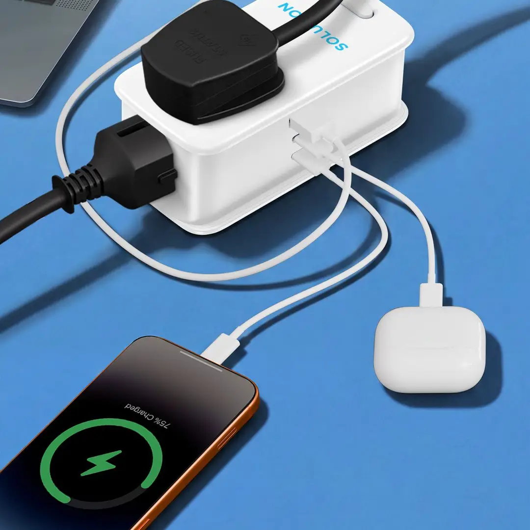 Powerology Solution 30W gaN Universal Multi-Port Charger – White Powerology Solution 30W gaN Universal Multi-Port Charger – White