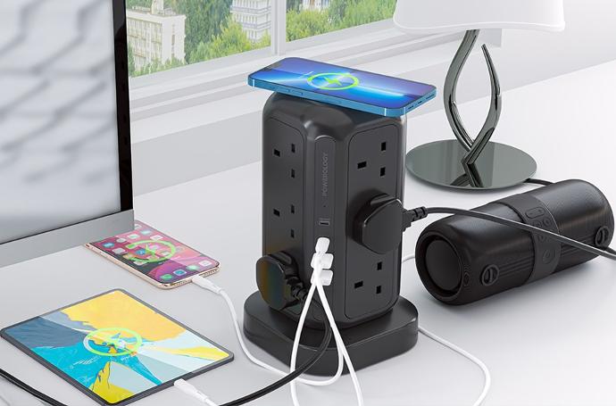 alt tag="Powerology 12-socket power hub"