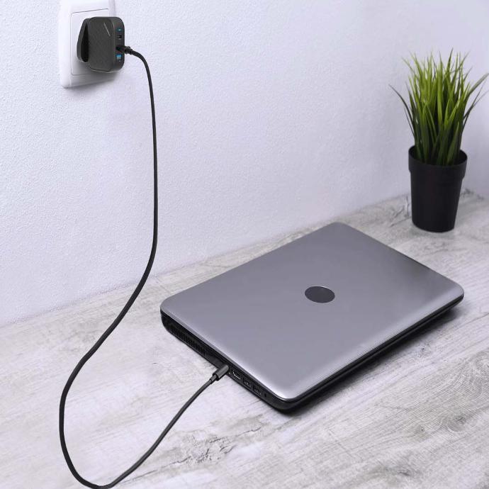 Powerology Super Compact Charger alt tag="Powerology Cables & Chargers Ultimate Charger Super Compact Black"