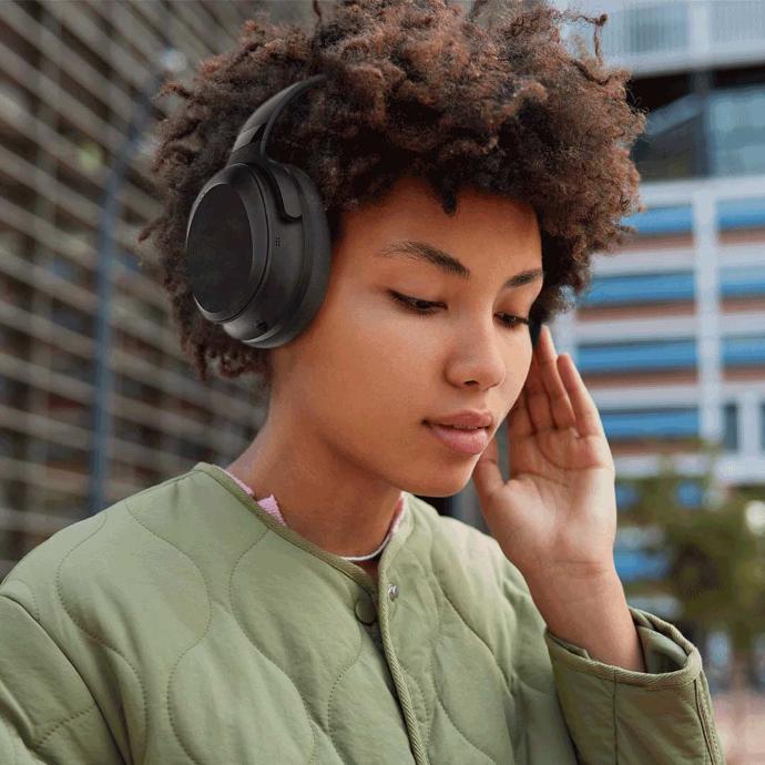 Powerology Noise Cancellation Headphones alt tag="Powerology Audio Noise Cancellation Headphones Black"