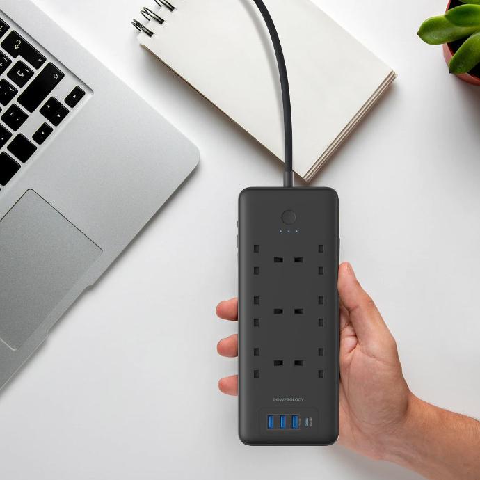 Powerology Power Strip UK Plug alt tag="Powerology Power Sations 1x-PD USB-C & 3x-QC USB-A Power Strip UK Plug Black"