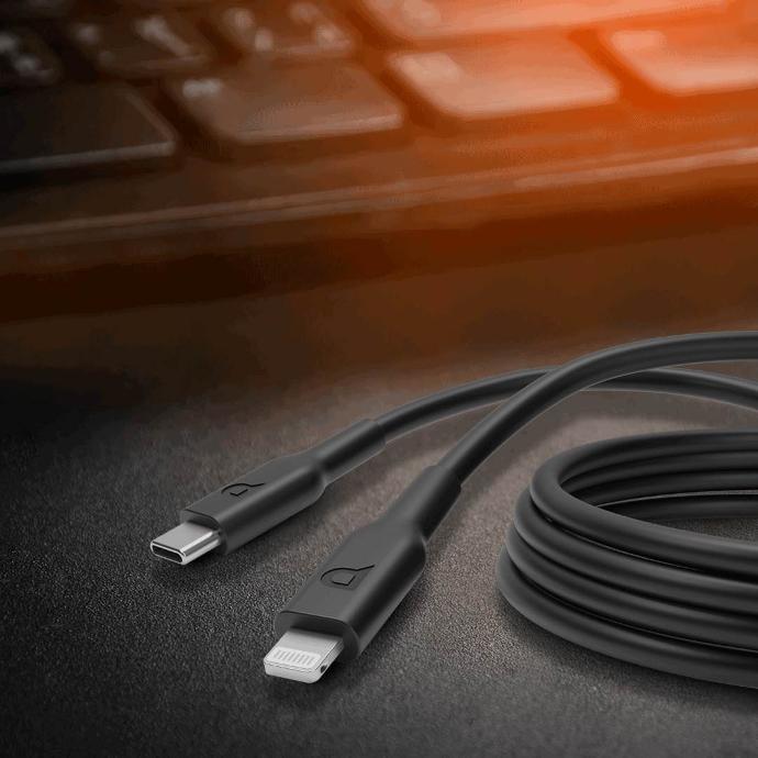 Powerology High Quality USB-C Lightning Cable alt tag="Powerology Cables & Chargers USB-C Lightning Data and Charge Cable High Quality Black"