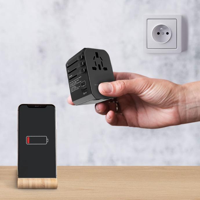 Powerology Compact Universal Charger alt tag="Powerology Cables & Chargers Universal Charger with Triple USB-A Ports Compact Black"