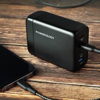 Powerology Portable Charging Terminal alt tag="Powerology Power Hub 200W Total Output GaN Charging Terminal Portable Black"