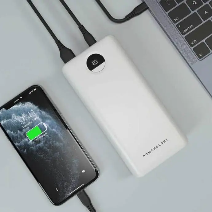 Alt="Powerology Power Banks PD Quick Charge Power Bank LED Display Indicator White"