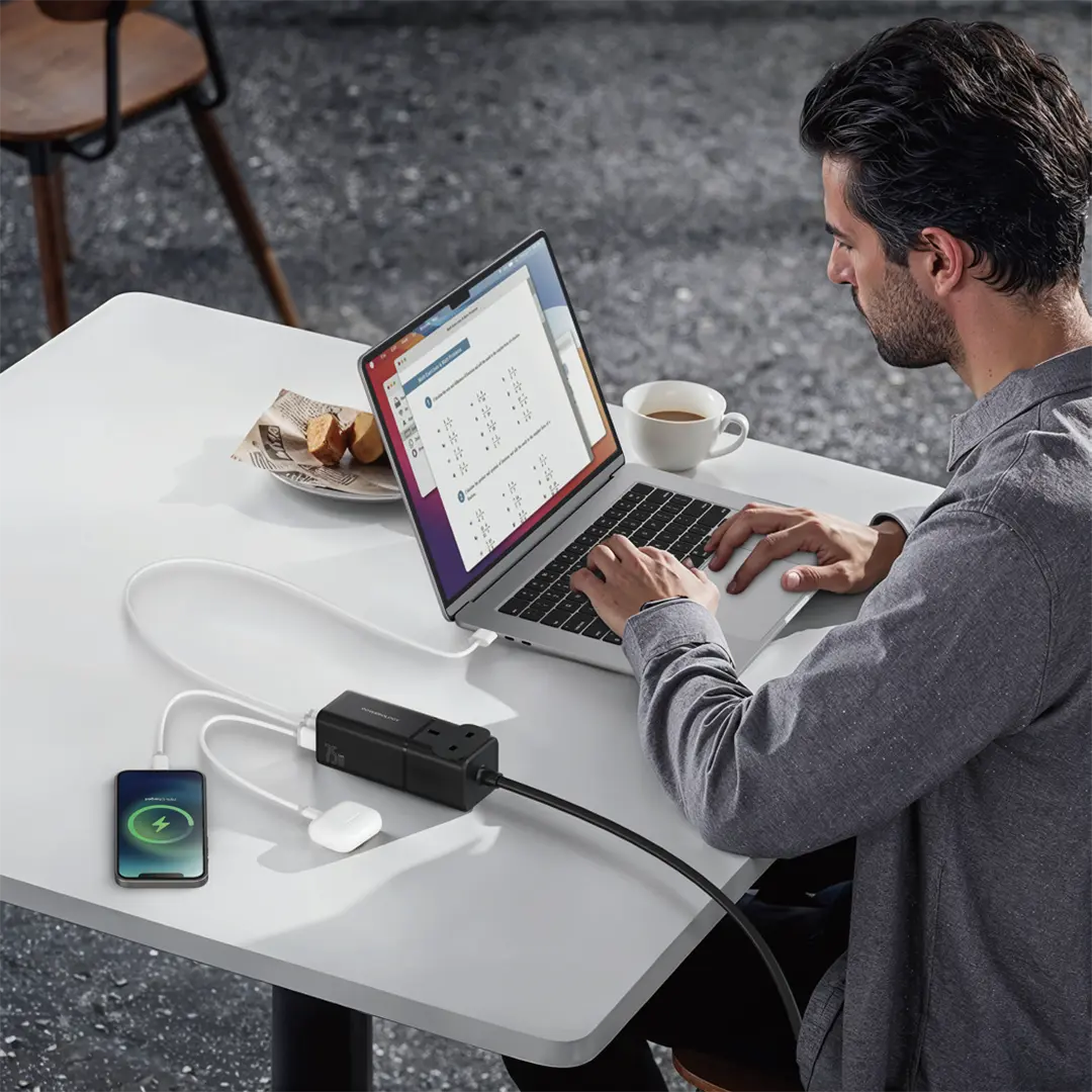Desktop Charging Station - Black