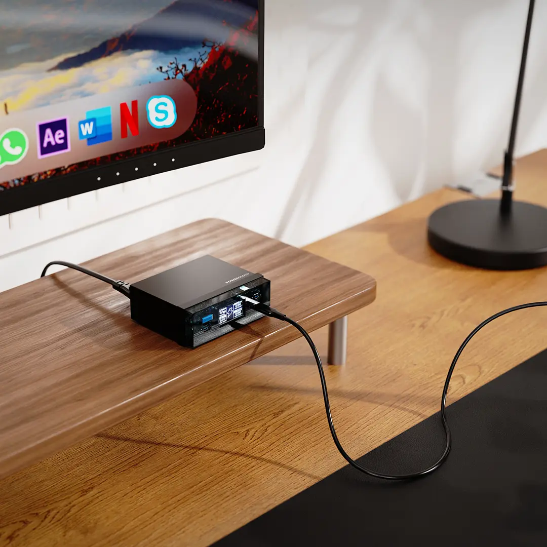 Power Hub Desktop Charging Station - Black
