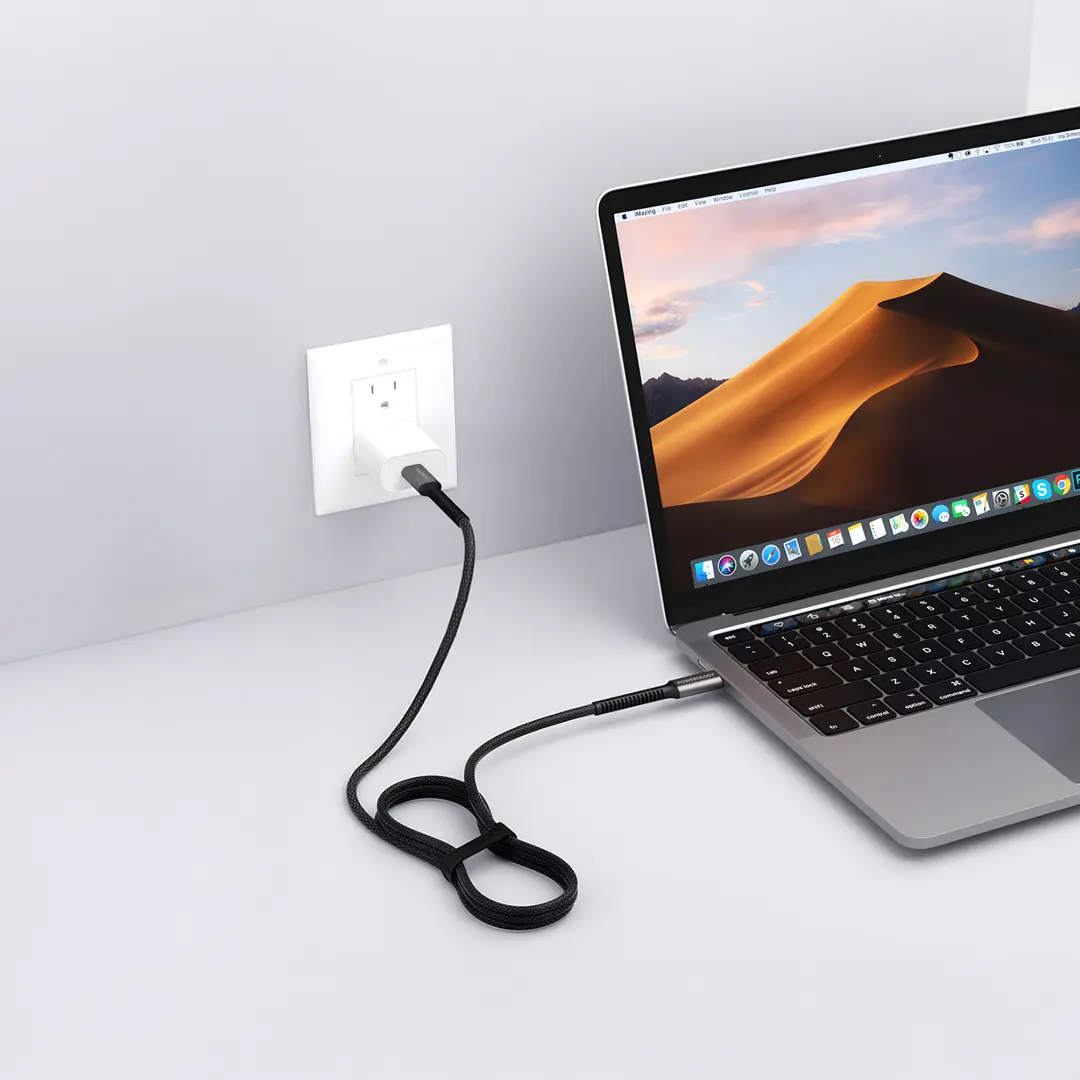 Powerology USB4 Braided USB-C To USB-C Cable - Black